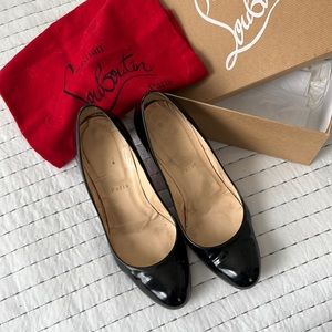 CHRISTIAN LOUBOUTIN BLACK PATENT LESTHER PUMP SIZE 8